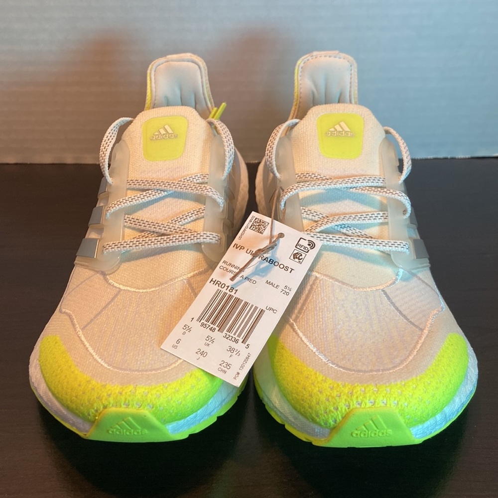 New Adidas x Ivy Park Ultraboost Off White Size 6 - Picture 7 of 12